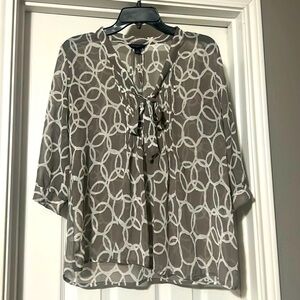 Sz XS Banana Republic sheer gray/white long sleeve tie-neck blouse